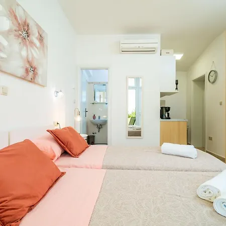 Paradise Apartman *