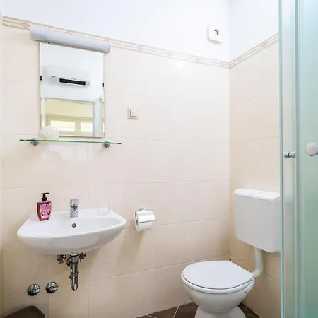 Paradise Apartman *