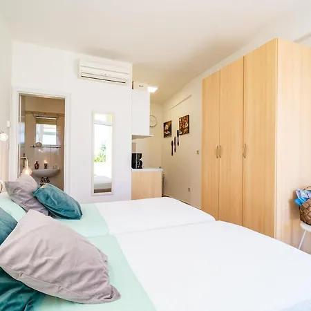 Paradise Apartman *