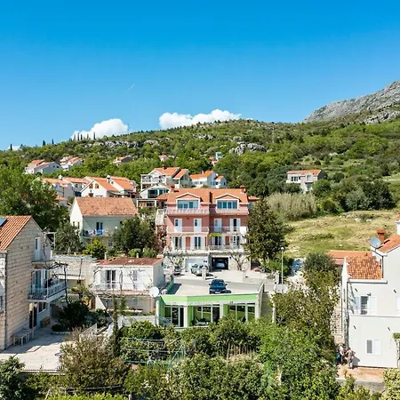 Apartman Paradise *