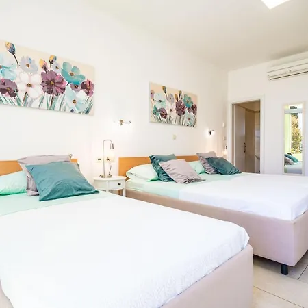 Paradise Apartman *