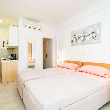 Apartman Paradise *