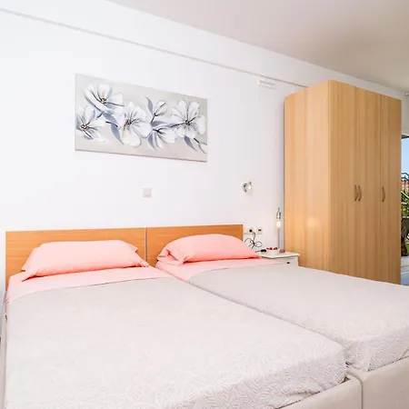 Apartman Paradise Mlini